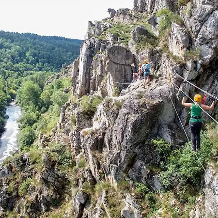 D'etape Et Meubles La Butte Aux Oiseaux Gasthof